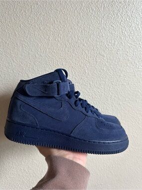 Suede Nike Kids' Air Force 1 Mid Sneaker